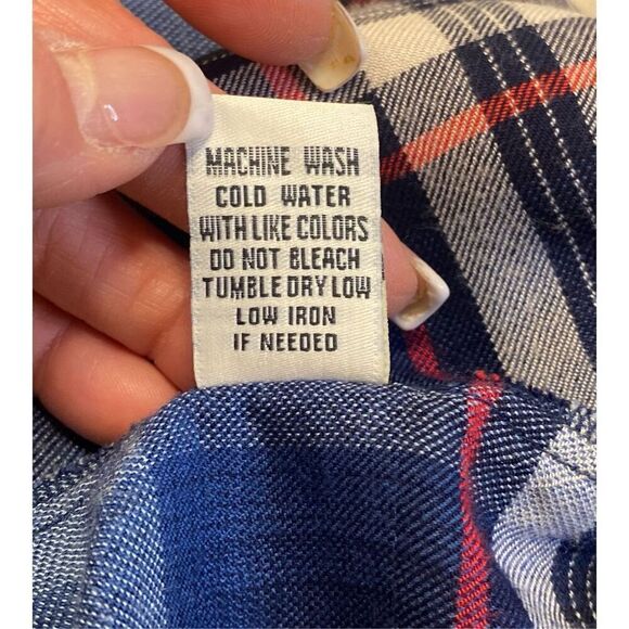 Dylan Plaid Button Front Blouse Fringe Hem Roll Up Sleeves Sz. L Packable - Picture 16 of 16